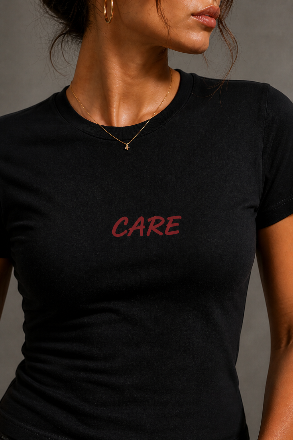 Минималистична вталена тениска CARE 15642007470410